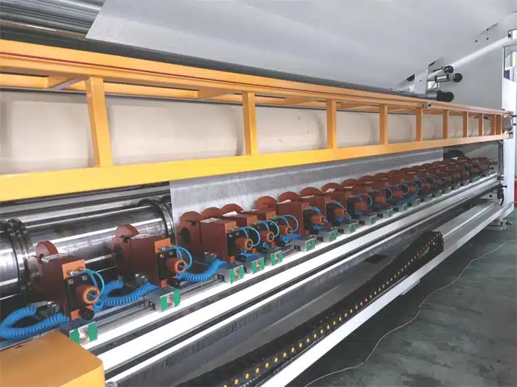 high speed nonwoven slitting rewinding machine03