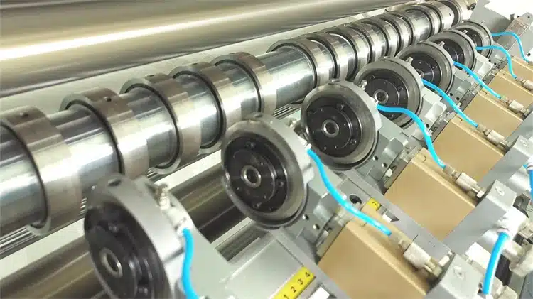 nonwoven slitting rewinding machine06